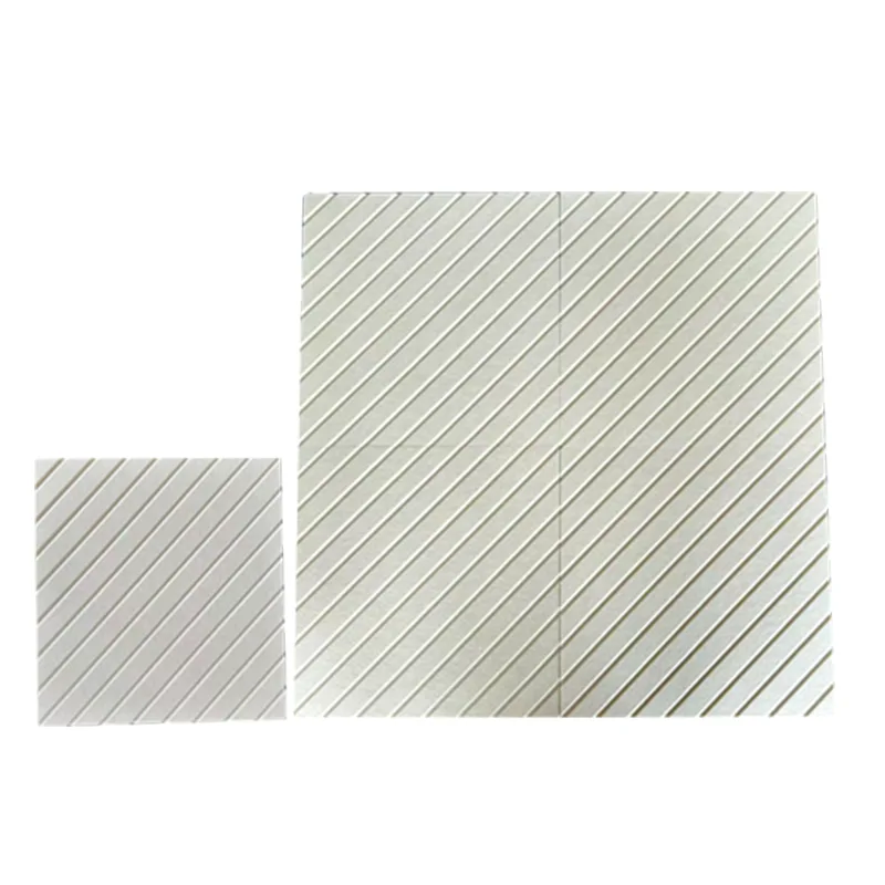 Beige V-rillet PET filt akustikpanel